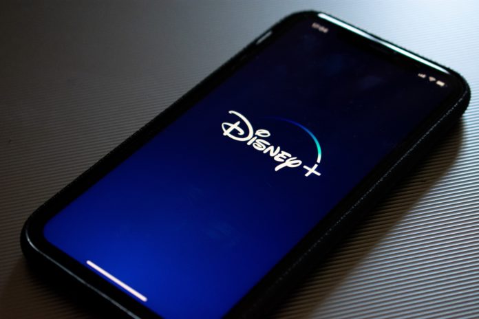 Disney plus su dispositivo mobile