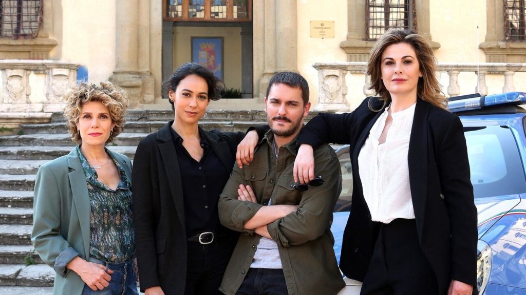 Cecilia Dazzi, Desirée Noferini, Fracesco Leone e Vanessa Incontrada nella fiction Fosca Innocenti
