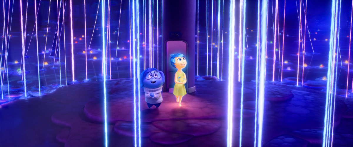 Riley con Gioia in Inside Out 2