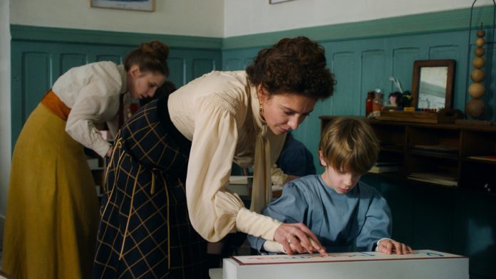 Jasmine Trinca in una scena del film Maria Montessori - La nouvelle femme